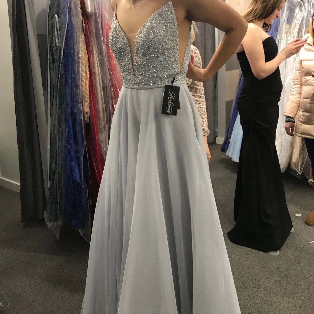 La Femme Prom Dress - Picture 6 of 7